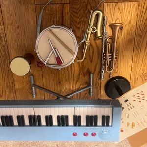 Our Generation Doll Keyboard and Musical Accessories. American Girl